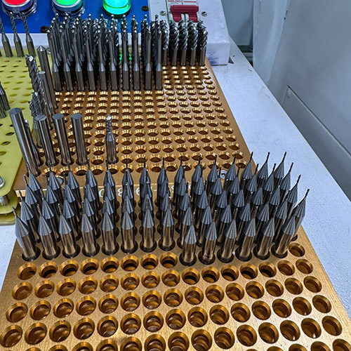 Gia công dụng cụ cắt gọt theo yêu cầu - Dụng Cụ Cắt Gọt Tech Vina - Công Ty TNHH TTK Tech Vina